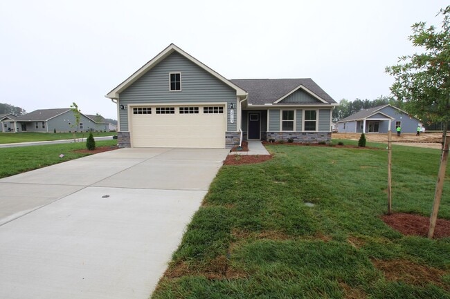 Nothing Beats New Contstruction! - Nothing Beats New Contstruction! House