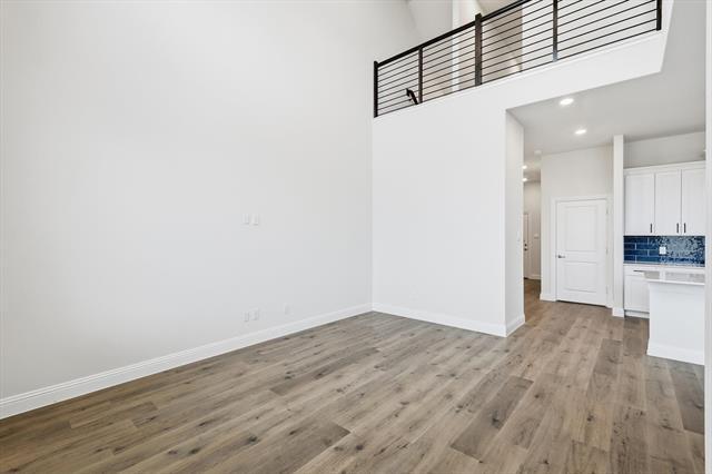 Photo - 1500 Lake District Dr