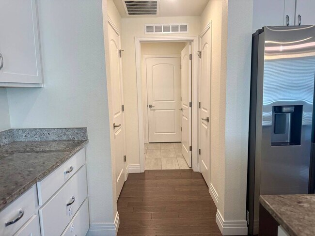 Photo - 1851 S Dunkirk St