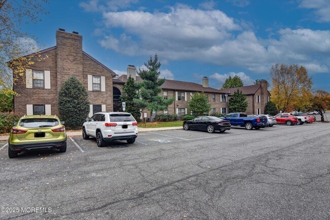 Building Photo - 1508 Wellington Pl