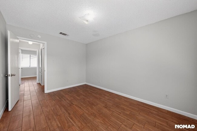 Photo - 1600 W Braker Ln