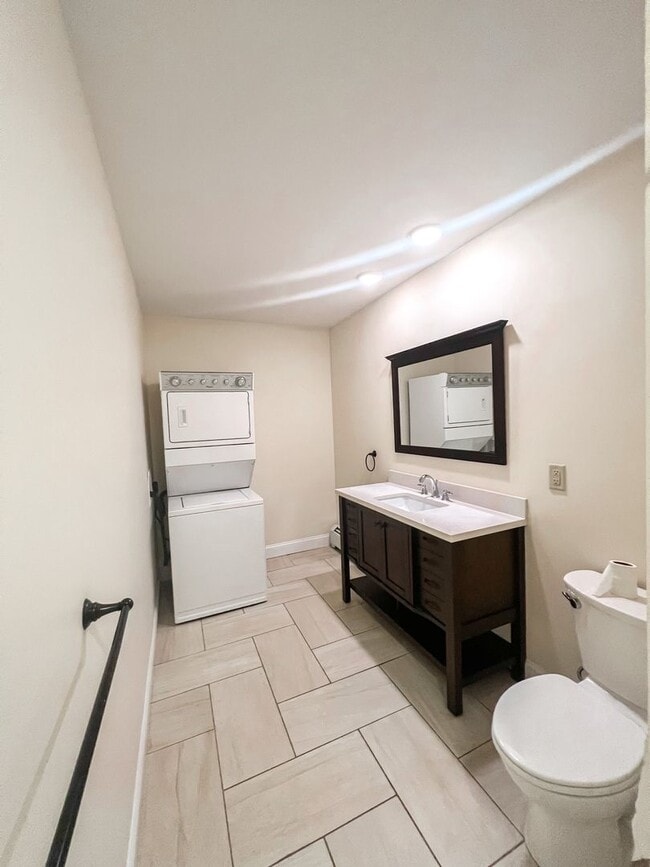 Photo - 83 Park St Unit APT 1