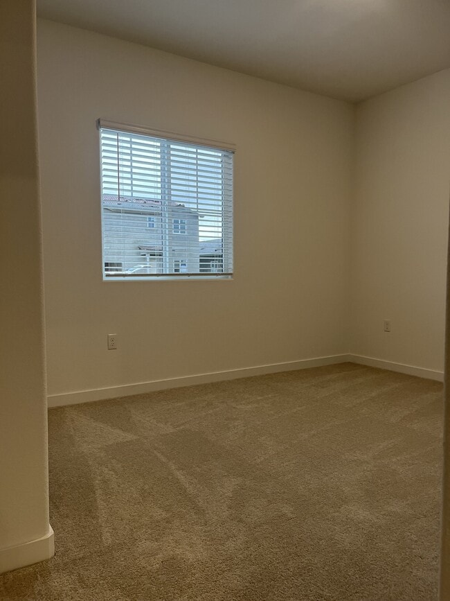 Photo - 1085 Silverado Wy