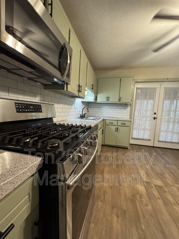 Photo - 6732 Playfield Dr