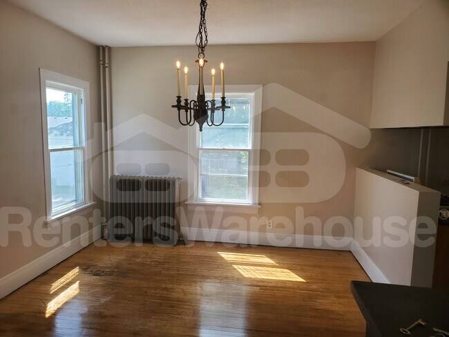 Photo - 608 Red Wing Ave