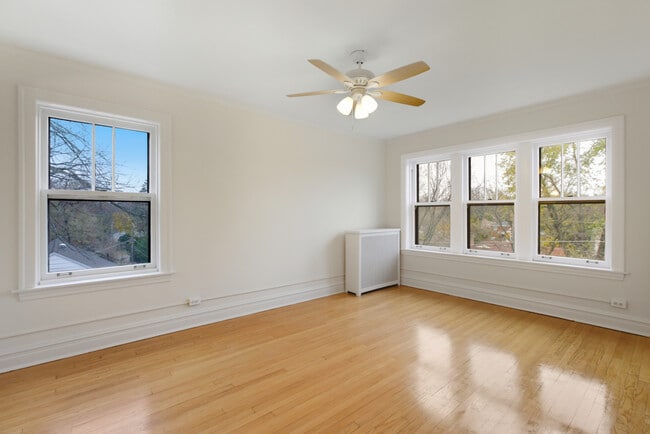 Photo - 1507 Dobson St Unidad 3