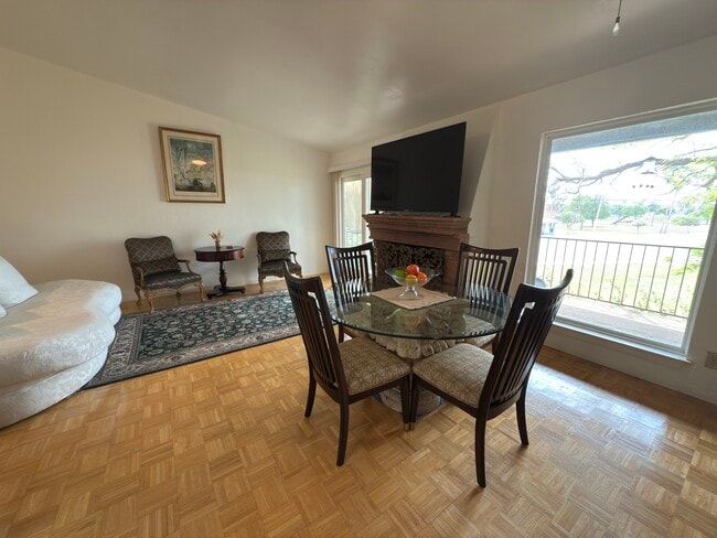 Photo - 2901 Central Blvd Unit 402