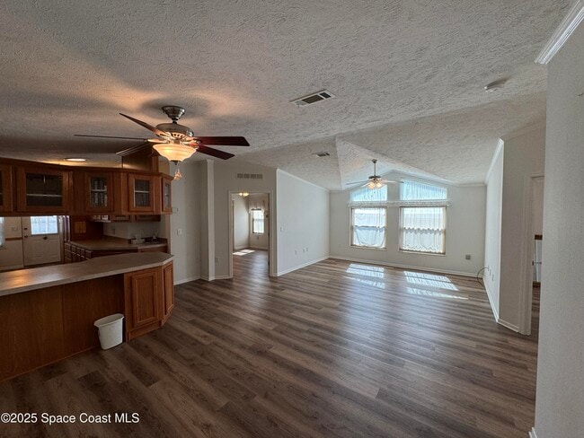 Photo - 159 Blue Jay Ln