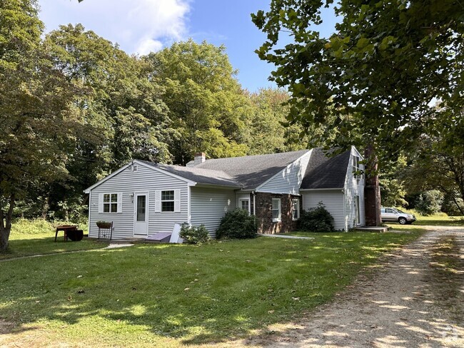 Building Photo - 79 Elmwood Heights Rental