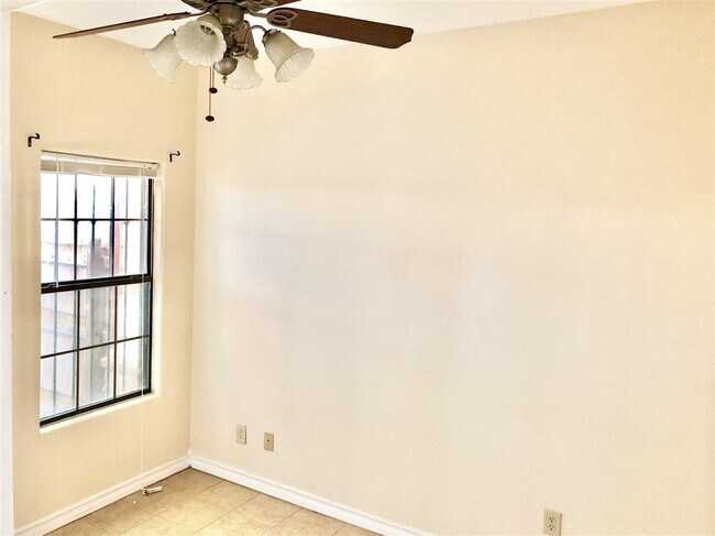 Photo - 4246 Dorel Dr Unidad 34