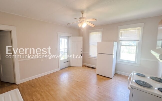 Photo - 6401 Gertrude Ave