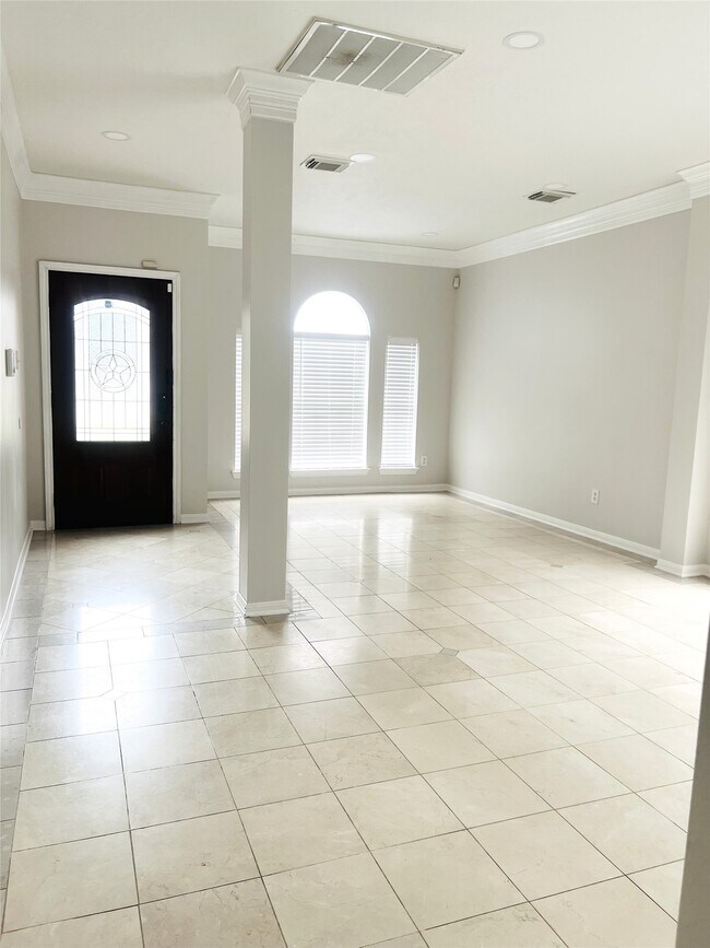 Photo - 8511 Nashwood Ct