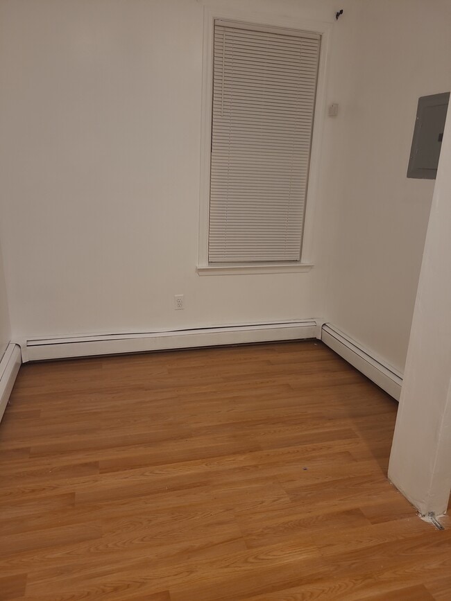 Building Photo - 81 Crawford St Unit 1 Rental