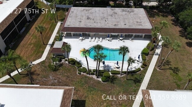 Photo - 2727 75th St W
