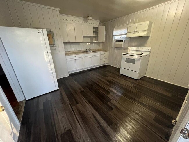 Photo - 100 Powers Rd Unit 2