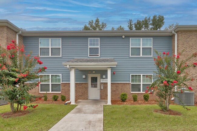 Lowcountry Crossing - Lowcountry Crossing Apartments