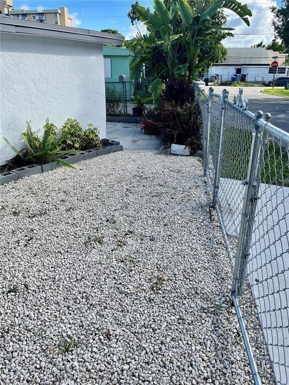 Photo - 2201 NE 135th Ln