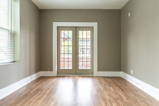 Photo - 1739 Walnut St
