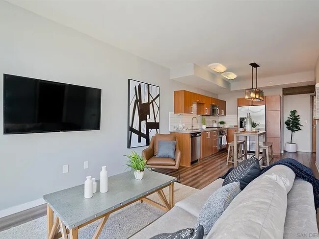 Photo - 800 The Mark Ln Unidad 1106