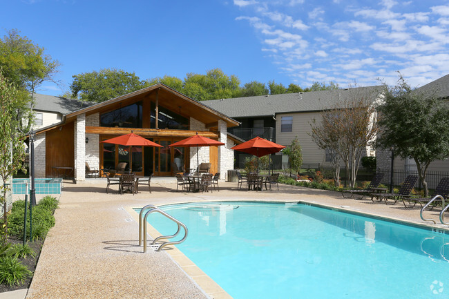 Building Photo - Pebble Creek Apartments