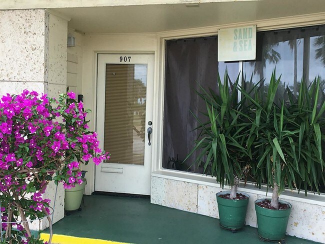 Building Photo - 909 University Blvd Unit 907 Rental
