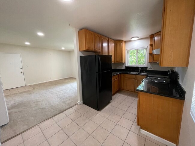 Photo - 925 Ravenscourt Ave Unit 3