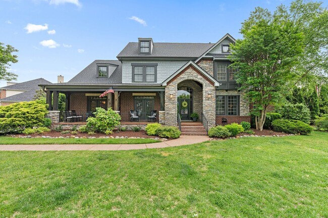 Photo - 298 Gillette Dr