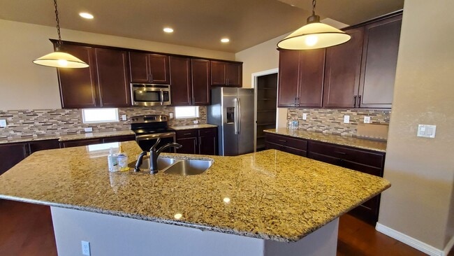 Photo - $2576, 5 Br/4 BA Stunning house for rent in Colorado Springs