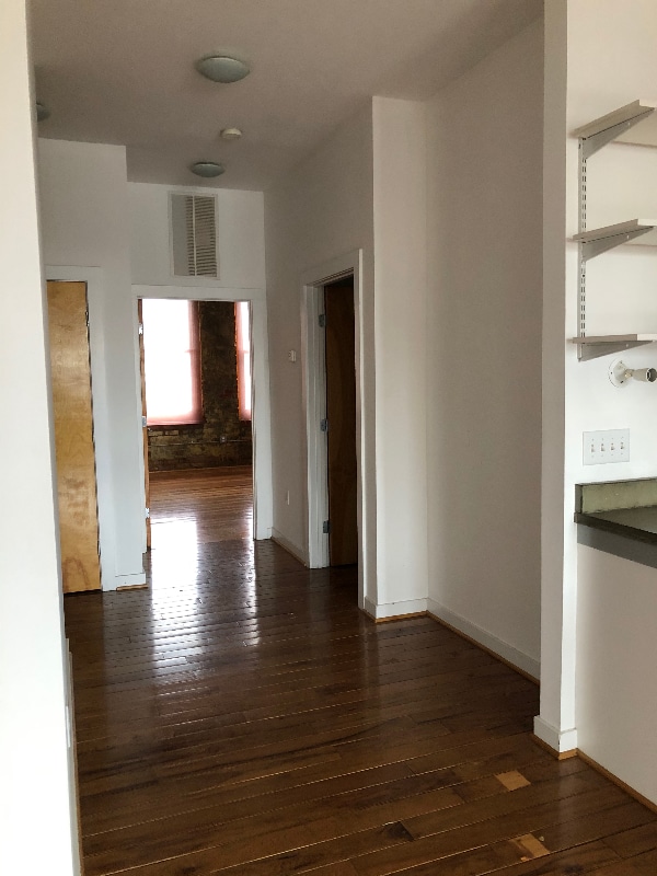 Photo - 506 S Elm St