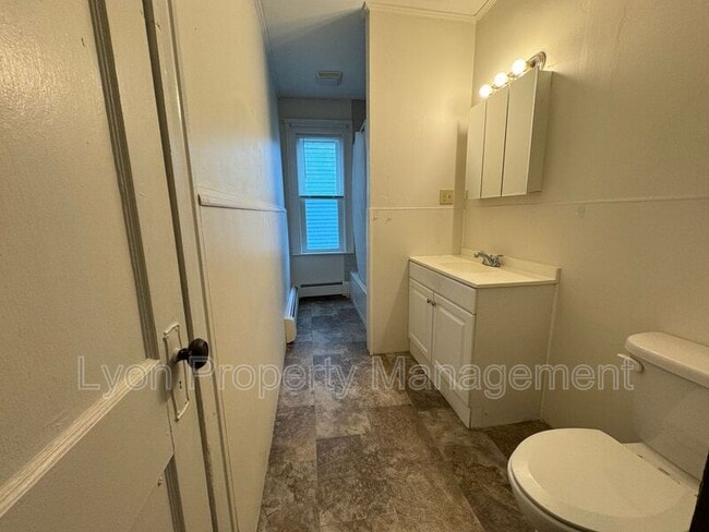 Photo - 156 Bennett St Unidad 2