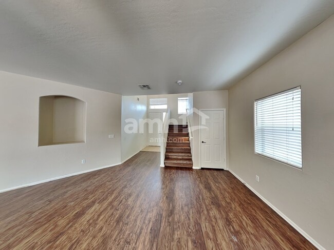 Photo - 1509 S 123rd Dr