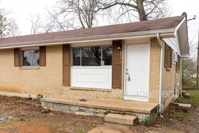 Photo - 1611 Glowmont Dr Unit B