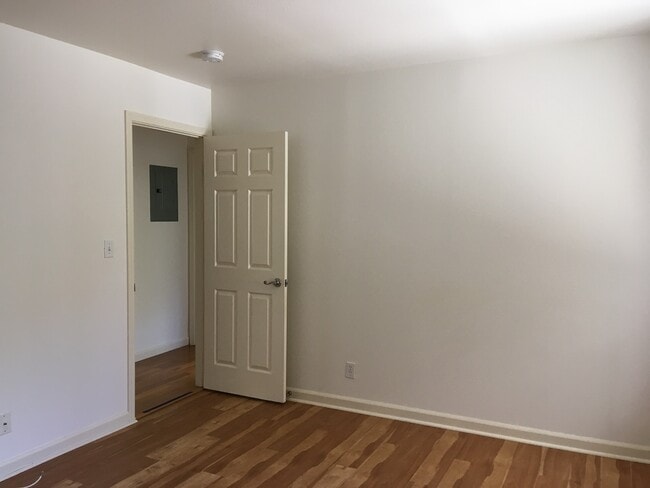 Photo - 1052 Green St Unit Green A