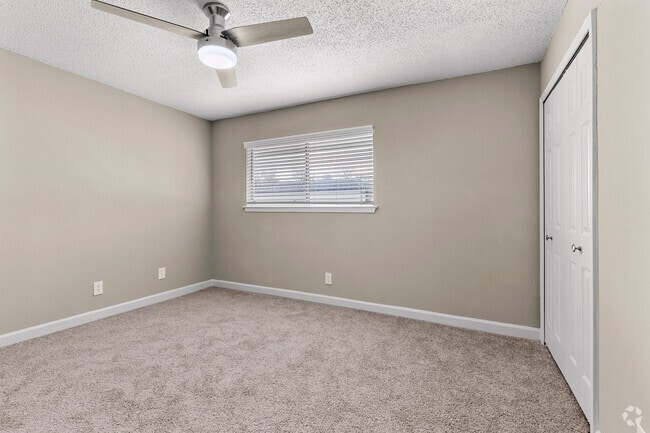 2BR, 1.5BA - 1200SF (The Taylor) - 2nd Bedroom