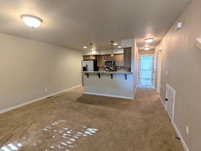 Photo - Gorgeous 3x2 townhouse, single-car garage,...