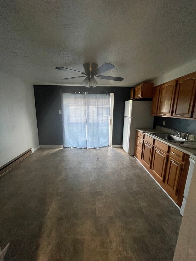 Photo - 97 Plum St