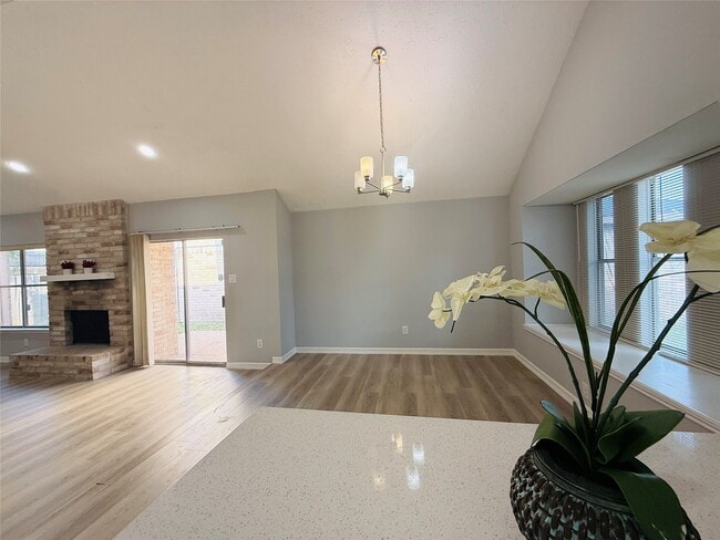 Photo - 8322 Sandy Glen Ln