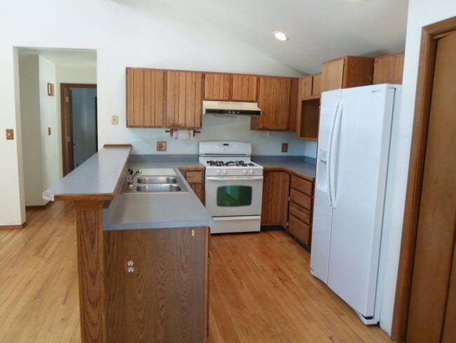 12345 Bear Haven Rd