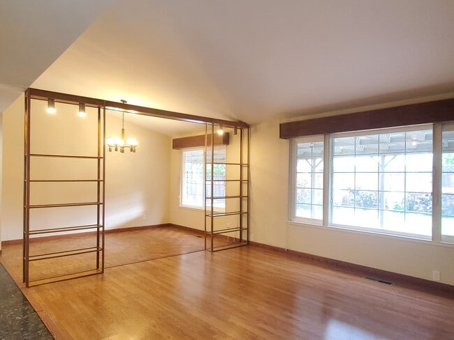 5838 Corumba Ct