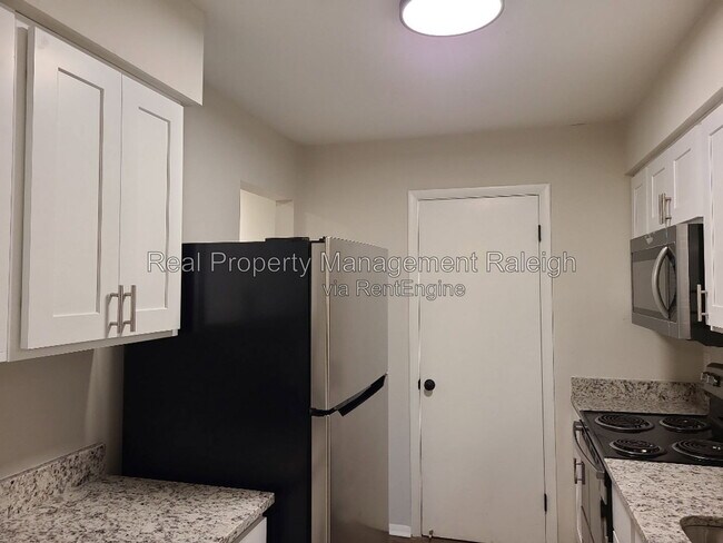 1004 Sandlin Pl Unidad F