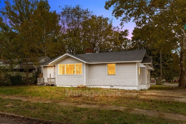 Photo - 1893 Princeton Ct SW