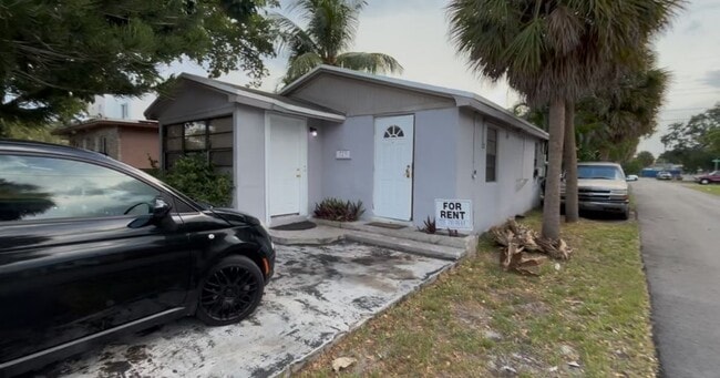 Building Photo - 729 NW 19th Ave Rental