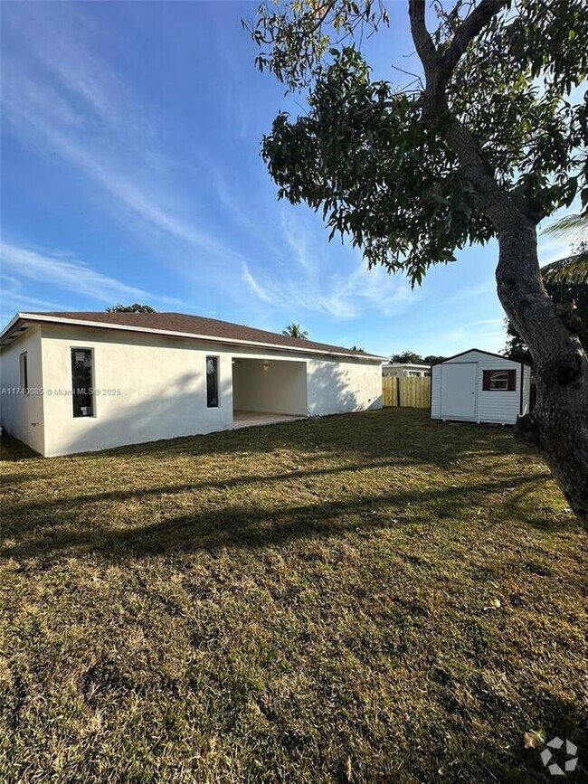 Building Photo - 2110 NW 91st Terrace Rental