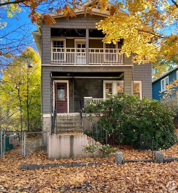 Exterior - 20 Edison Ave Unit 2 Rental