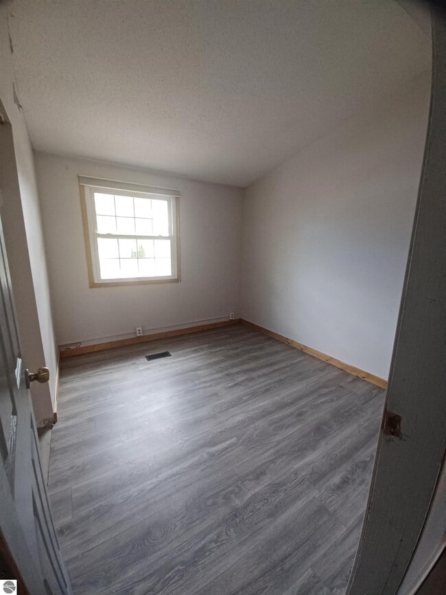 Photo - 10156 Virginia St