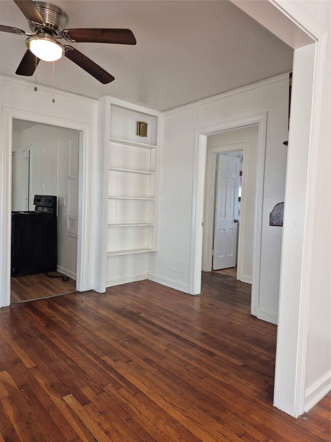 Photo - 3515 Ozark St