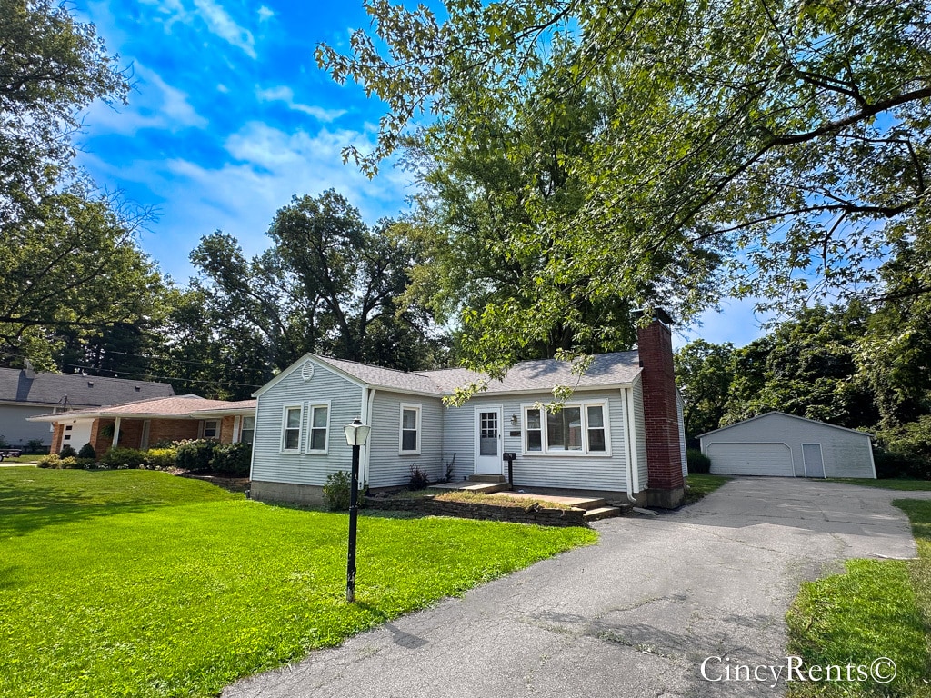 Photo - 4657 Kugler Mill Rd (Cincinnati, OH)