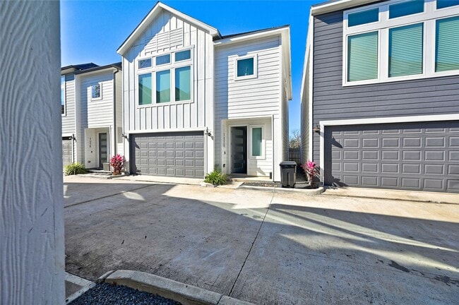 Photo - 107 W Whitney St