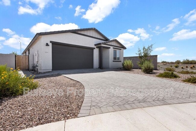 Building Photo - 6145 S Adelle Rental
