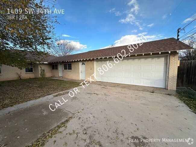 Building Photo - Spacious 3 bed 2 bath home with easy acces...